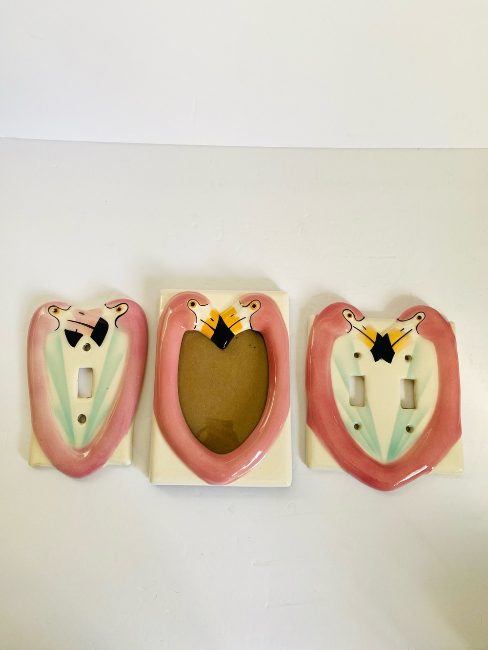 Kitsch Retro 80s Ceramic Flamingo Light Switch Covers & Photo Frame Set